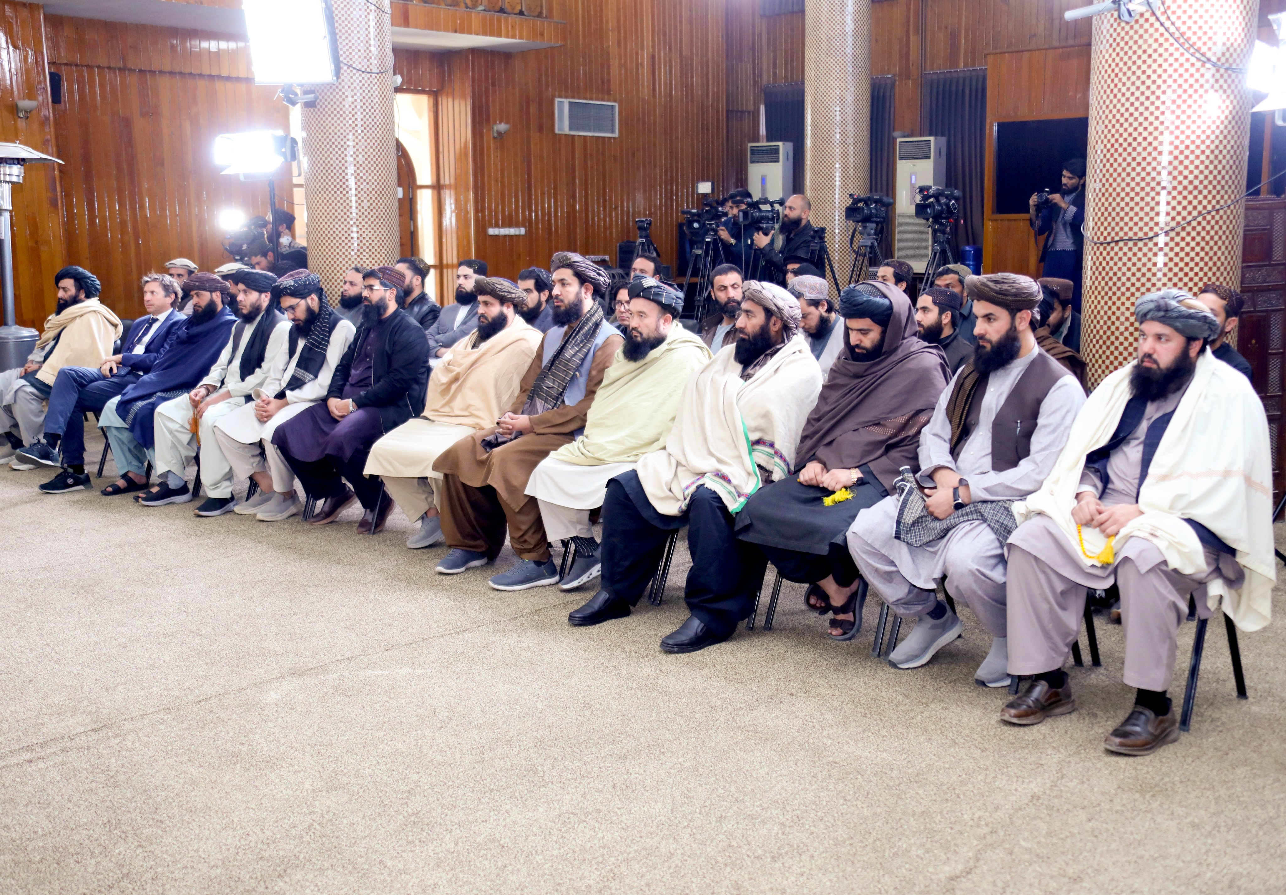 د مالیې وزارت او ډي پي ورلډ شرکت د پانګونې شرط پاڼه لاسلیک کړې