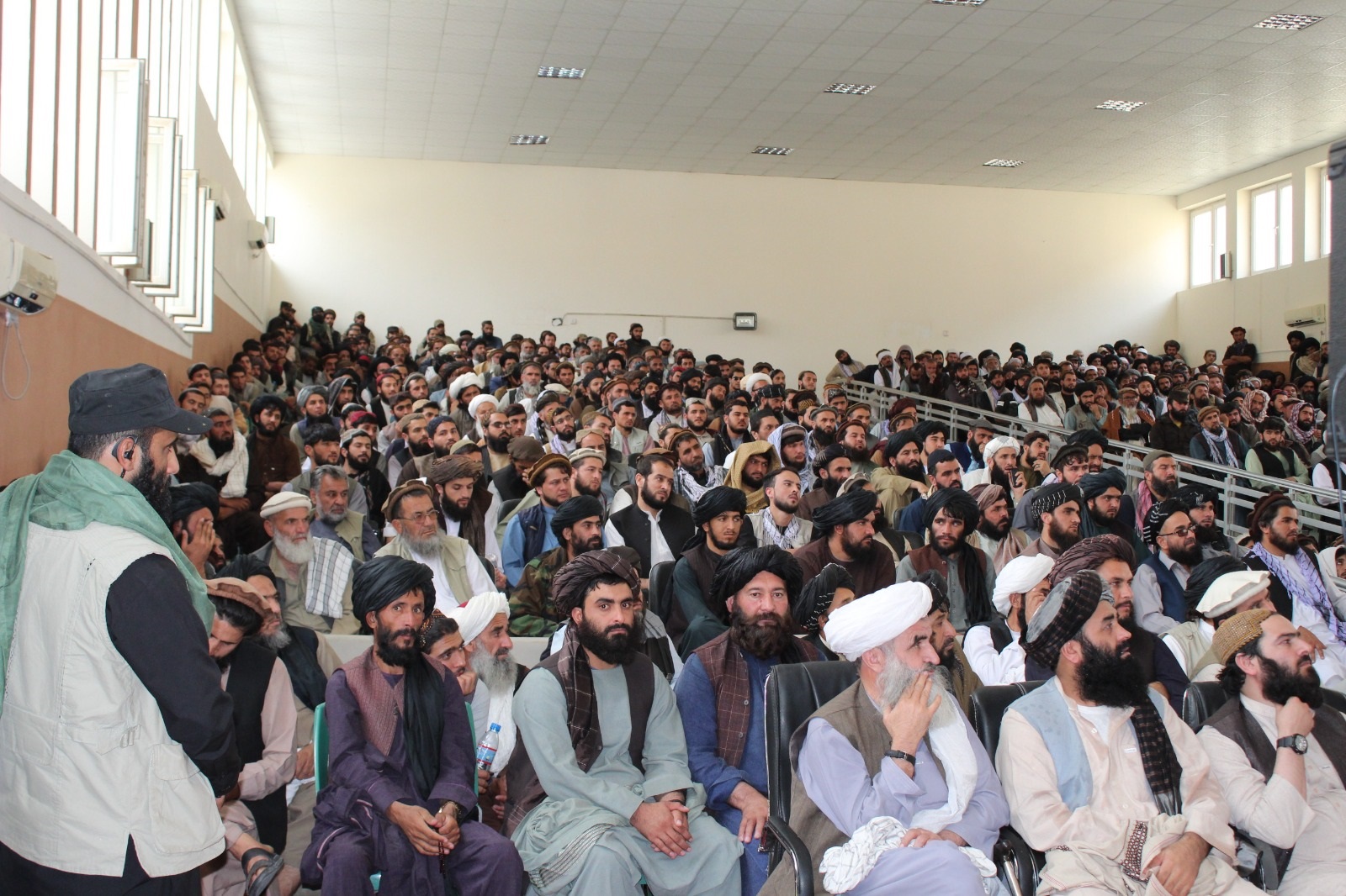 د کورنيو چارو وزارت سرپرست: افغانستان کې نور د جګړې لپاره بهانه نه ده پاتې