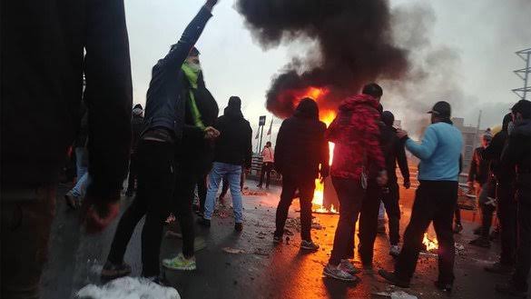 په ایران کې د اقتصادي ستونزو ضد پراخ لاریونونه
