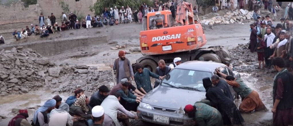 ننګرهار کې وروستیو ورښتونو ۱۱ کسانو ته مرګ ژوبله اړولې
