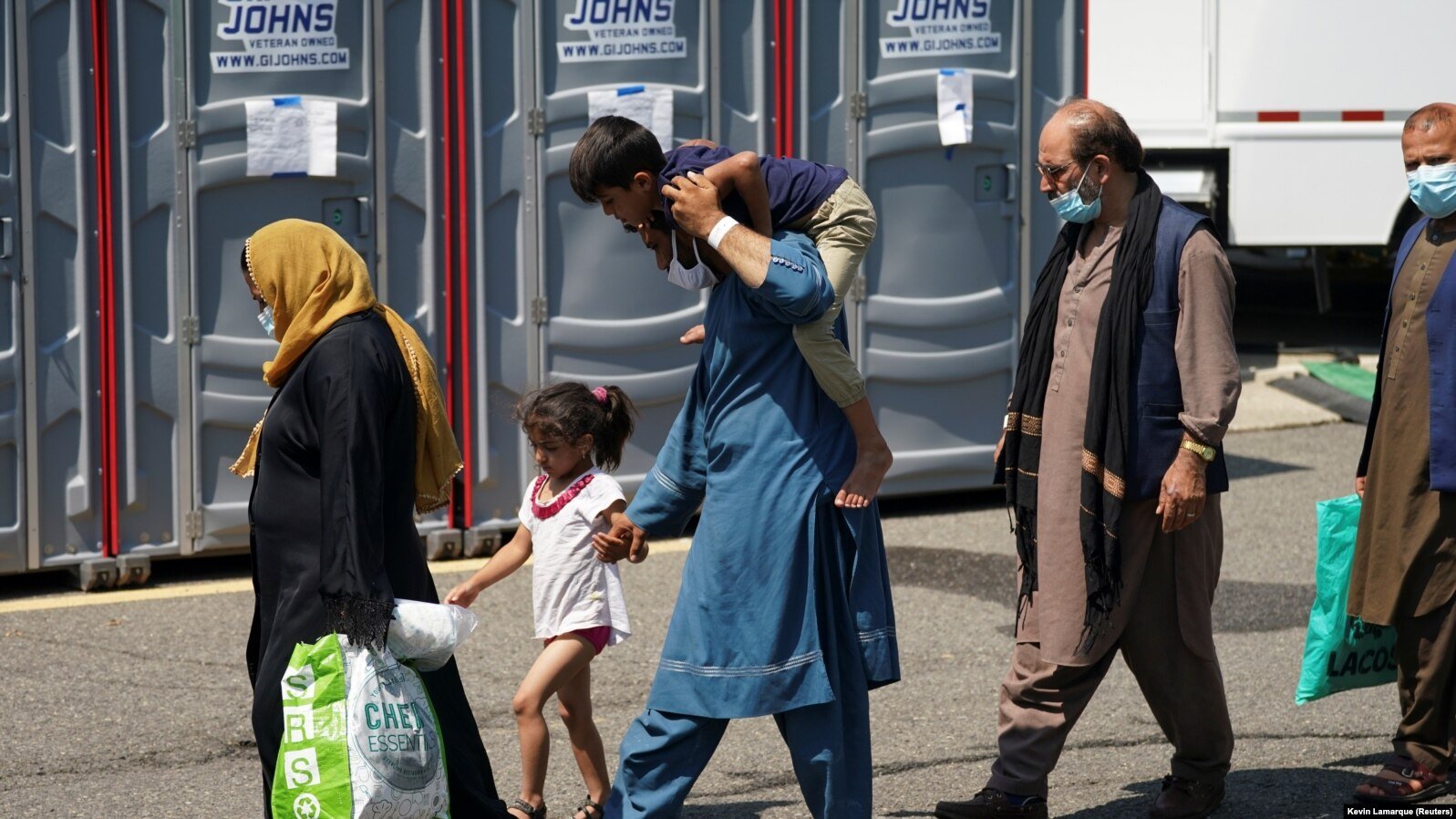 د امريکا استناف محکمې ټرمپ ته اجازه ورکړې چې له امريکا افغان کډوال وباسي