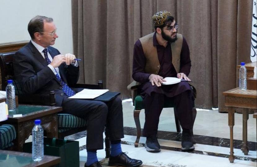بریټانوي چارواکي چمتو دي چې د افغانانو د هوساينې په موخه له سرپرست حکومت سره ګډ کار وکړي