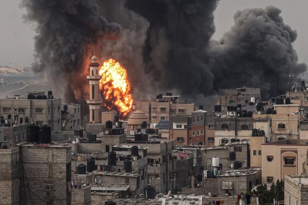 غزه کې د اسرایلي ځواکونو د تازه بریدونو له امله ۴۳ فلسطینیان وژل شوي