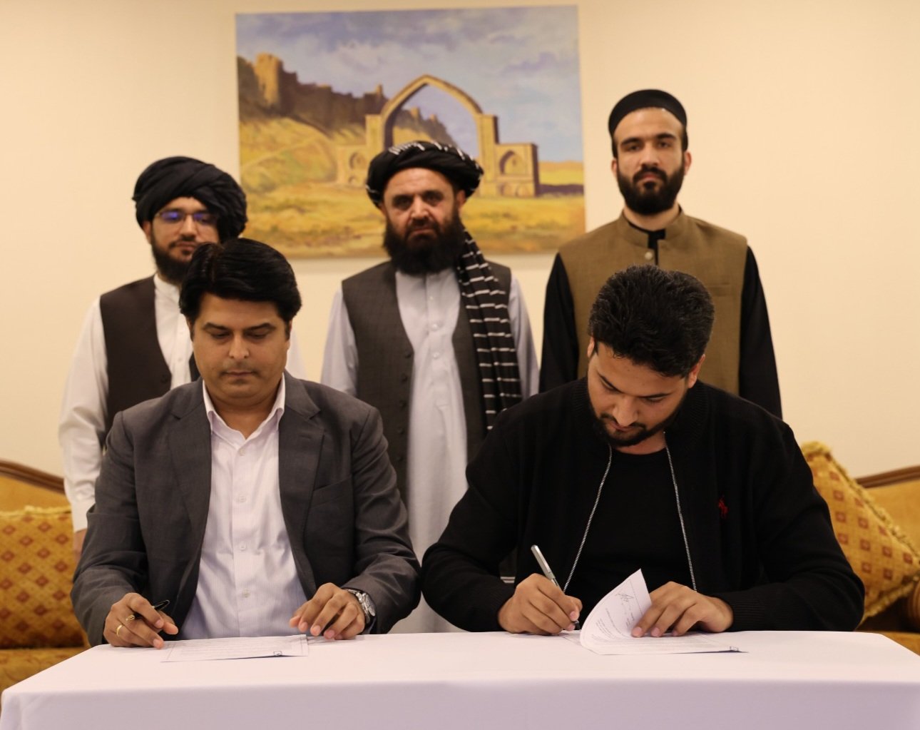 افغانستان او هند د ۱۰۰ میلیونه ډالرو په ارزښت هړکړه لاسلیک کړې