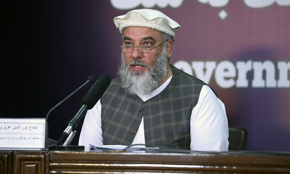 د سوداګرۍ وزارت سرپرست: غواړو افغانستان په رسمي ډول د چين یو کمربند او يوې لارې پروژه کې شامل شي