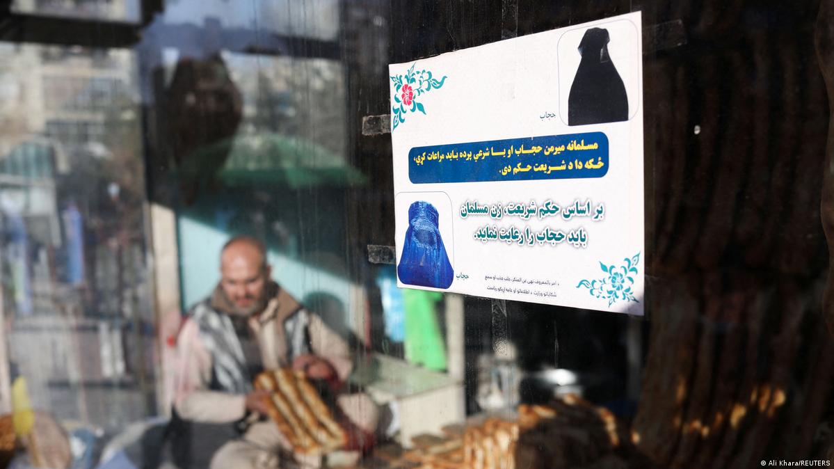 امربالمعروف: زموږ د هڅو په پایله؛ نن سبا افغانستان کې ټولې ښځې حجاب اغوندي