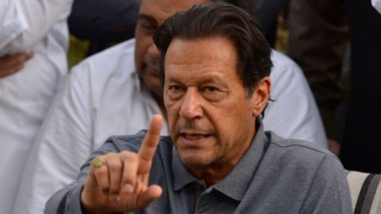 د عمران خان زامن: درې اوونۍ کيږي چې خپل پلار مو نه‌دی ليدلی