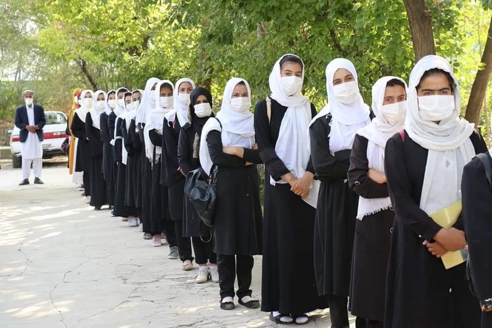 د ملګرو ملتونو سرمنشي: افغان نجونو ته دې د زده‌کړو اجازه ورکړل شي
