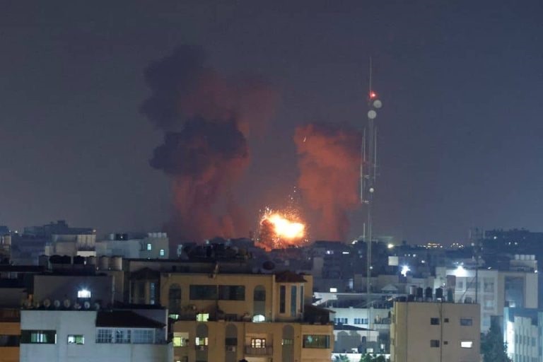 پر غزې د اسرائيل بريدونه؛ ۷۷۰ فلسطنيان وژل شوي او له ۴ زرو ډېر نور ژوبل شوي
