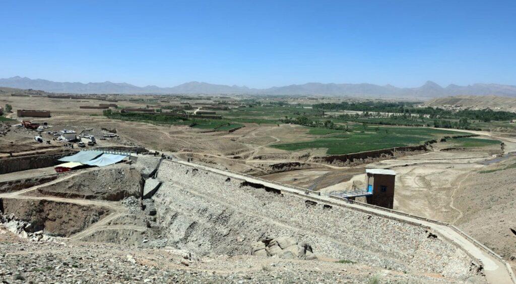 لوګر کې د خروار بند د دویم فاز کارونه د ۳۵ میلیونه افغانیو په ارزښت پیل شوي