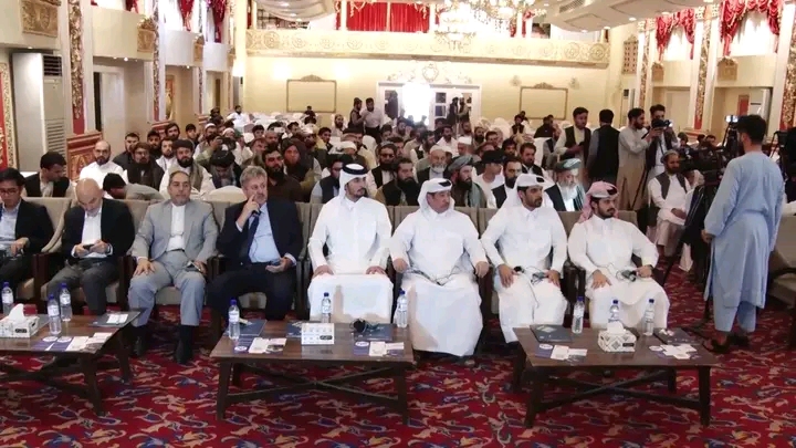 قطر ته د افغان کارګرو د لېږد پروسه پرانیستل شوه