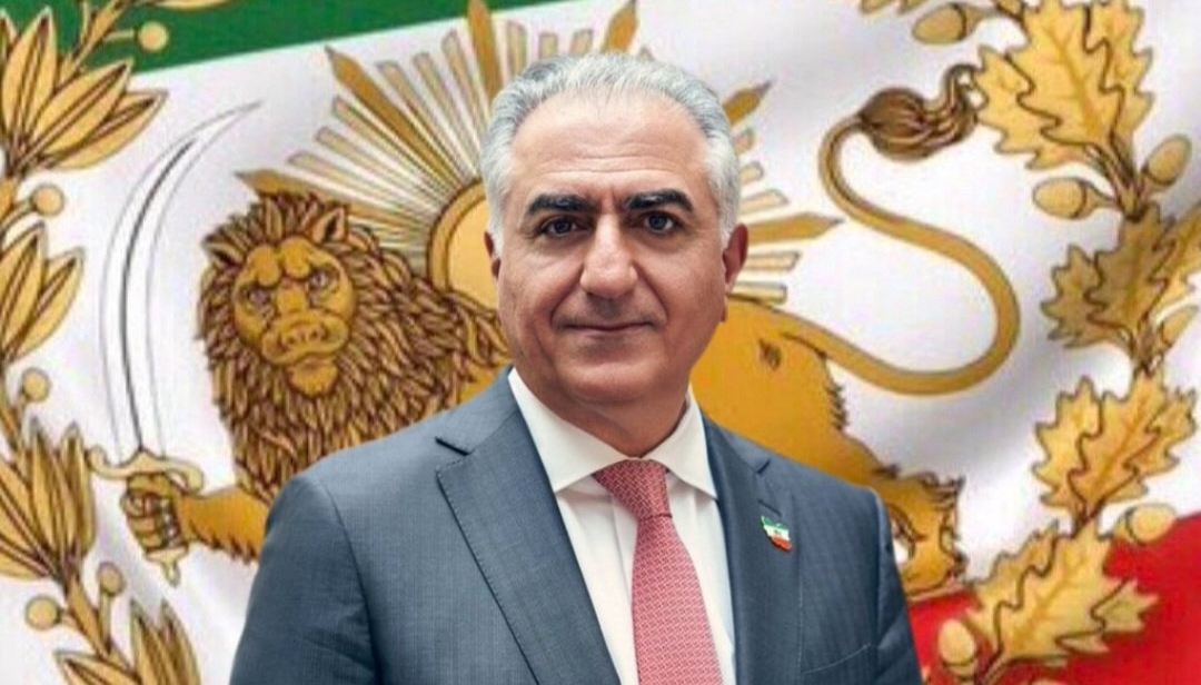 له بهرمېشتو ایرانیانو درضا پهلوي غوښته: د هیواد د لاریونوالو غږ ژوندی وساتئ