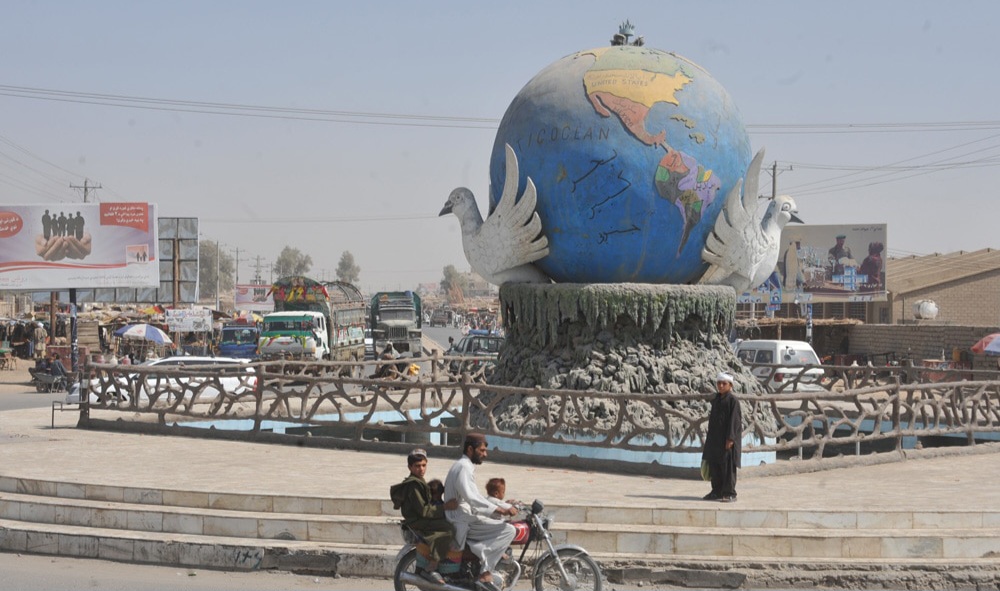 نامعلومو کسانو هلمند کې یو خاوند او مېرمن وژلي